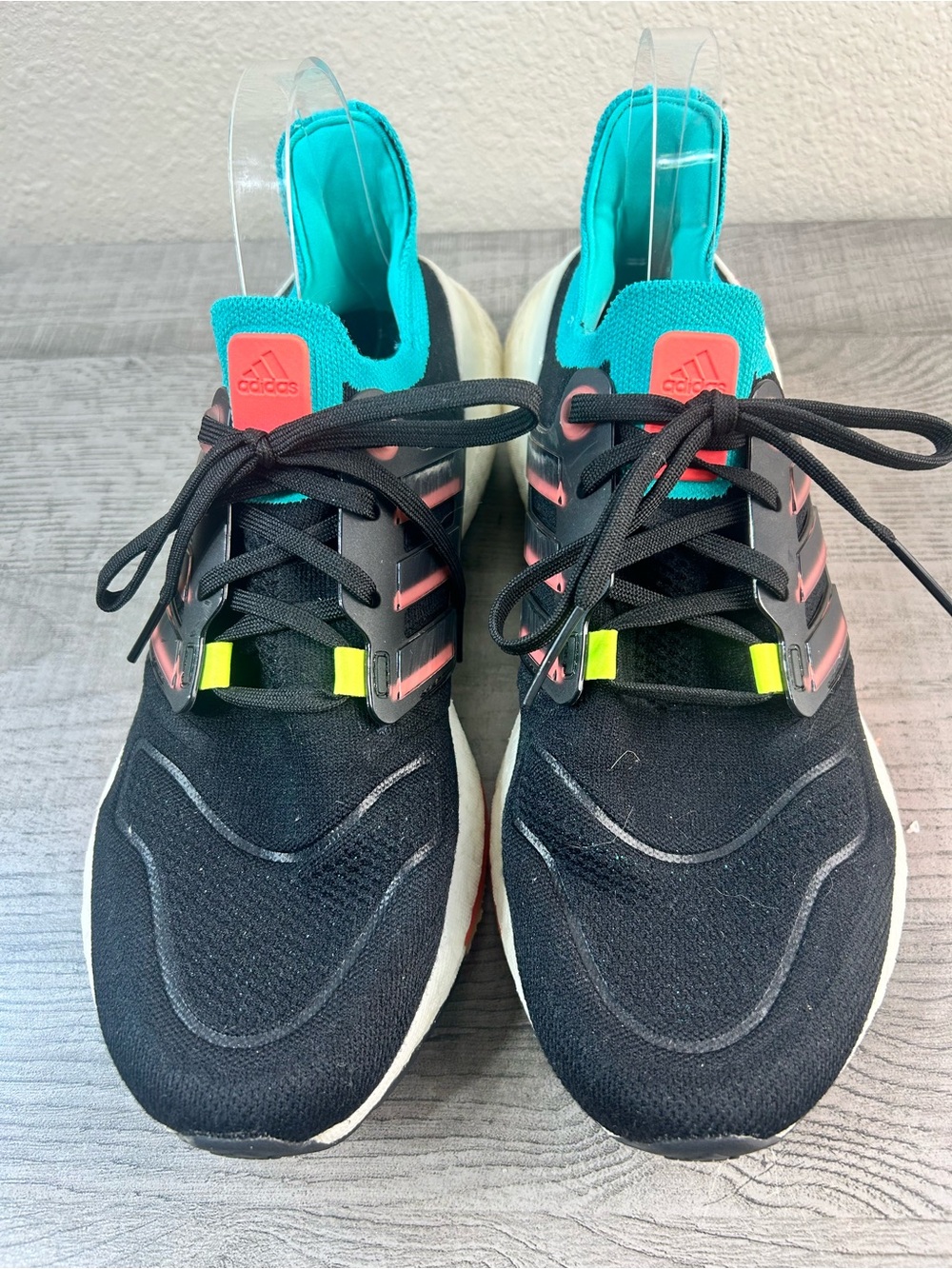 Adidas Ultraboost 22 Black Teal Coral Accent Running Shoes Men’s Size 9.5 - Picture 2 of 11